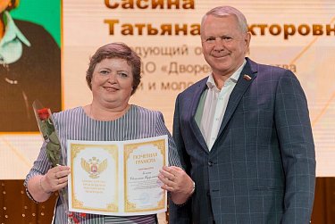 Школьников ждут единые учебники и способы оценки